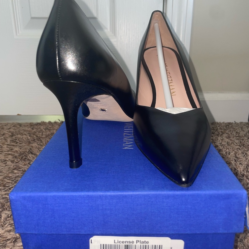 New STUART WEITZMAN HEELS size 9.5B black